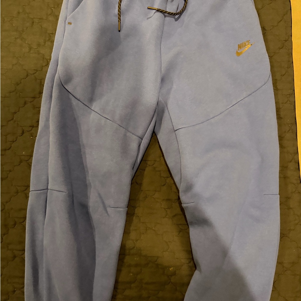 Nike Men's Athletic Royal Blue sweatpants - Picture 2 of 4